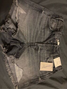 Universal Thread Gray Distressed Denim Shorts